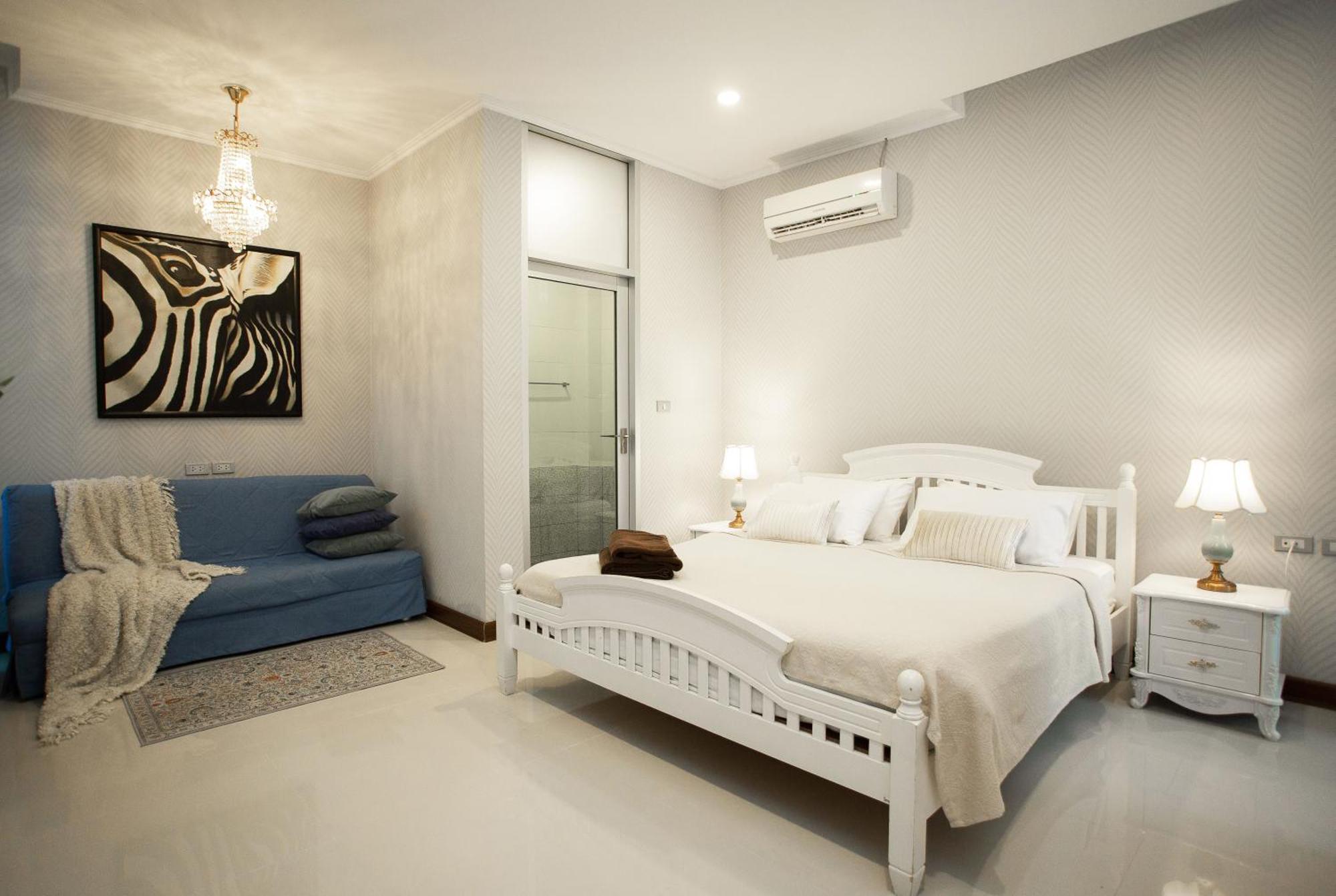 Nagawari Art Maldives Pattaya Villa Nacsomtien Kültér fotó